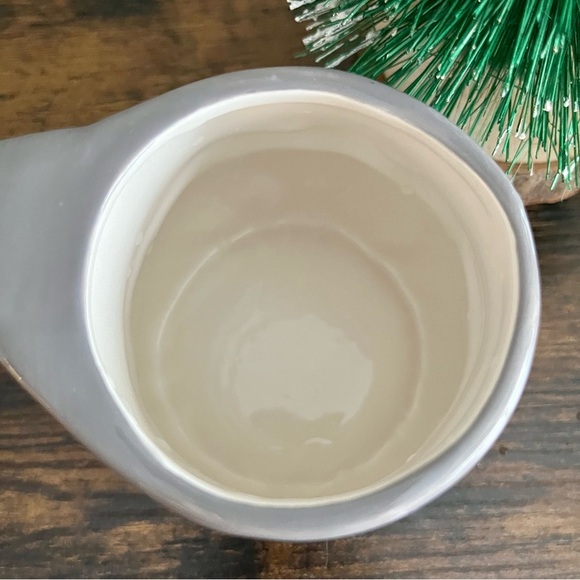 Pier 1| Happy Gnome Christmas Mug Handmade in Grey & Red NEW - Picture 5 of 5